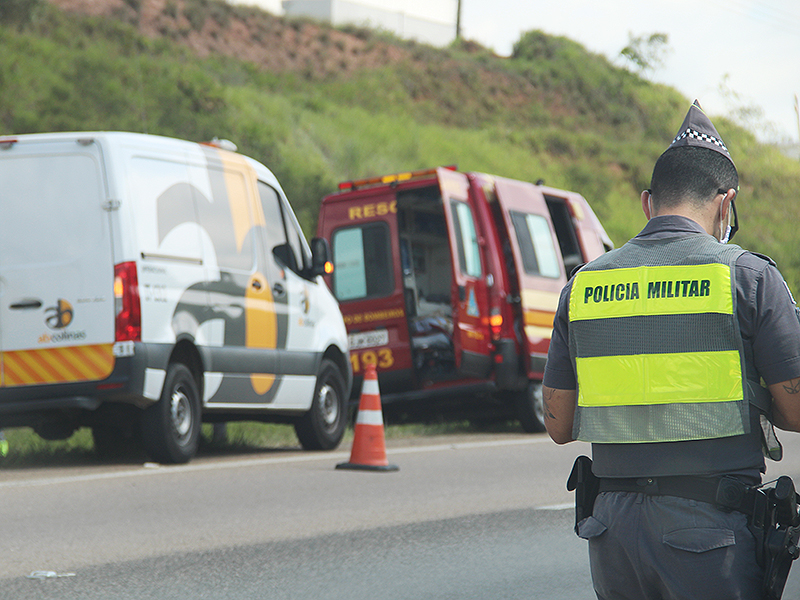 Policiais rodoviários atenderam a mais um caso de acidente na rodovia